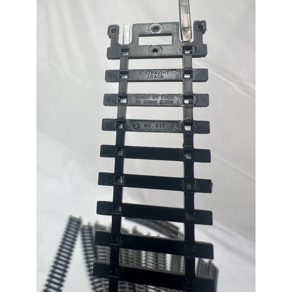 Tyco Train Track HO Scale 25671 18R Curve Terminal Rerailer Vintage 14pc Mixed - Picture 4 of 10